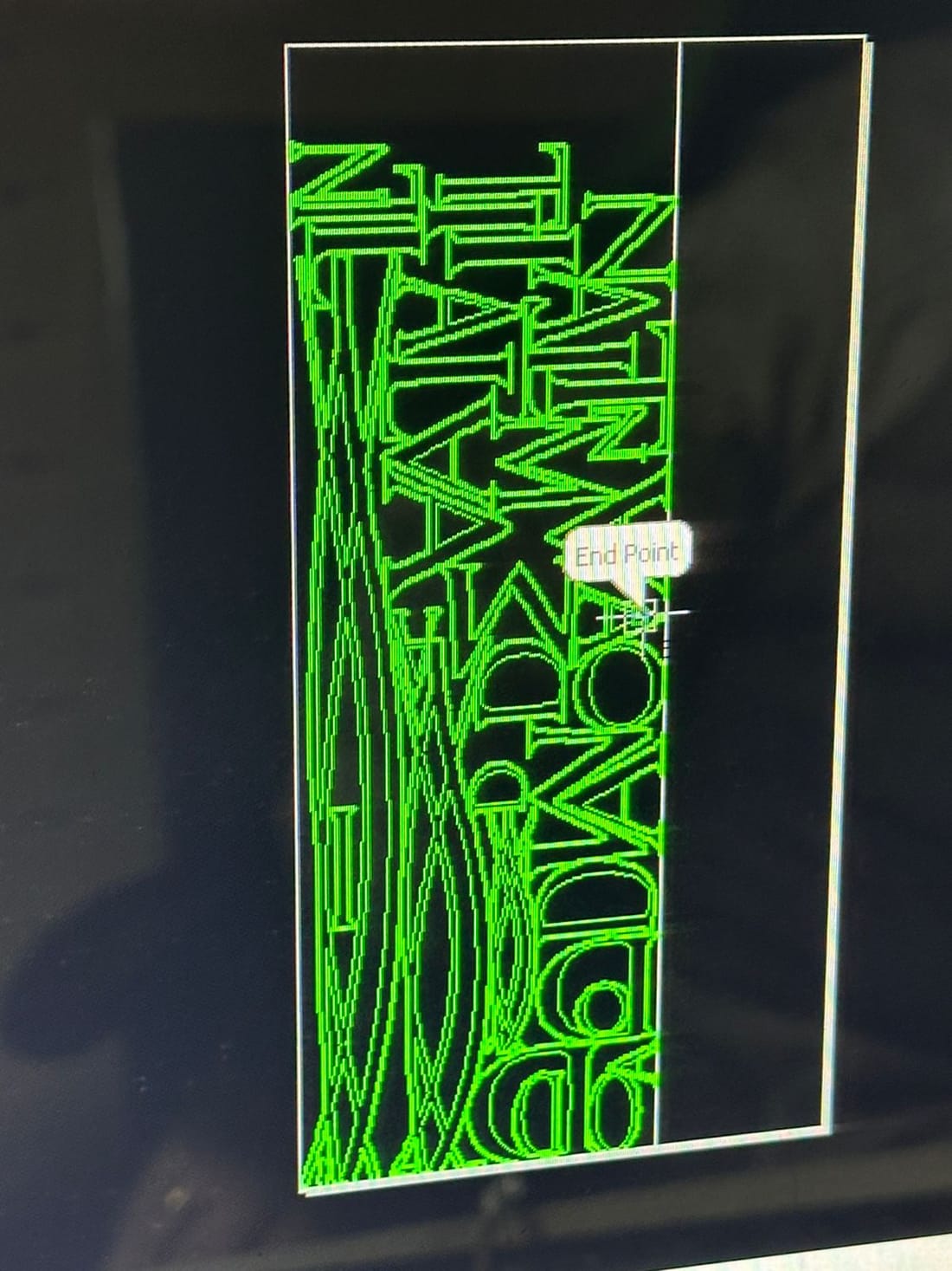 Plano de corte de un letrero tipográfico en el software de la máquina CNC